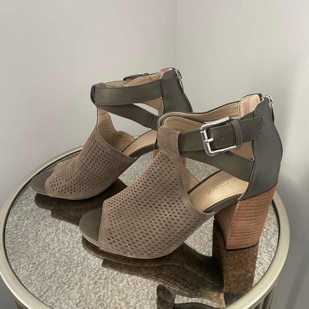 Marc Fisher Heels
